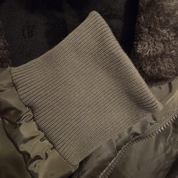 Fashion Nova Olive Bomber Jacket — Size Large, New With Tags - Picture 6 of 7